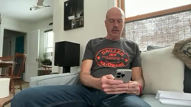 Snapshot of Guy__Grey chatting on 02/25/26, 12:59 Guy Grey online show from 02/25/26, 12:59