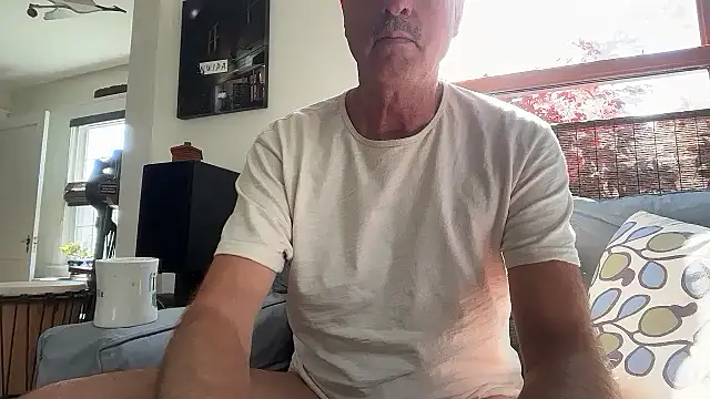 Guy  Grey online show from 06/01/26, 01:24