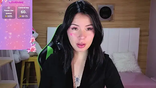 Kylia a online show from 04/30/26, 01:28