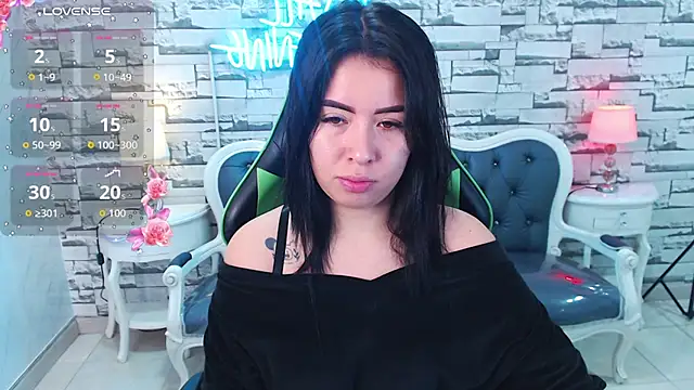 Kylia a online show from 06/23/26, 01:09