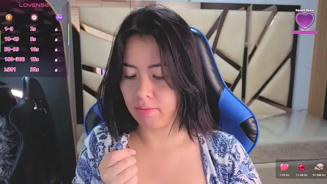Kylia a online show from 07/16/26, 01:39