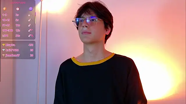 Snapshot of lui_x_dust chatting on 03/02/26, 07:15 lui x dust online show from 03/02/26, 07:15