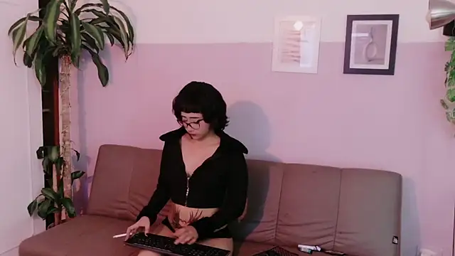 Bel Vamp online show from 04/15/26, 04:52