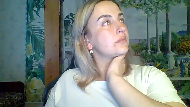 Rinayaii online show from 04/17/26, 04:43