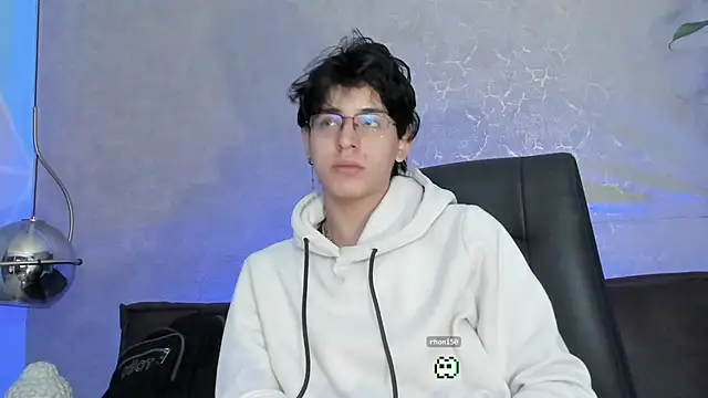 Snapshot of Angel_scott2 chatting on 02/20/26, 11:43 Angel scott2 online show from 02/20/26, 11:43