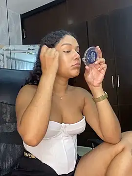 Miaafoxx   online show from 03/14/26, 07:41