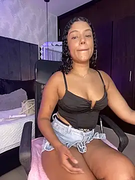 Miaafoxx   online show from 04/10/26, 07:18