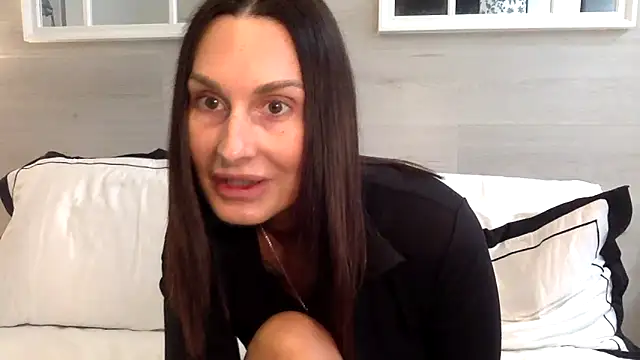 ms lara online show from 03/05/26, 11:17