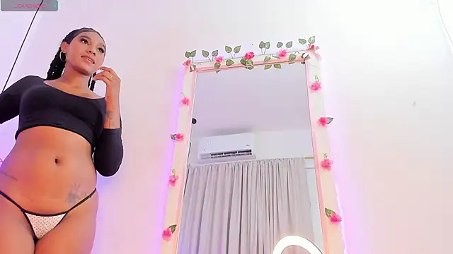 Snapshot of Candyhot79 chatting on 02/27/26, 07:58 Candyhot79 online show from 02/27/26, 07:58