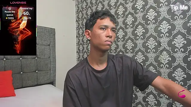 Little Twink19x online show from 03/23/26, 07:18