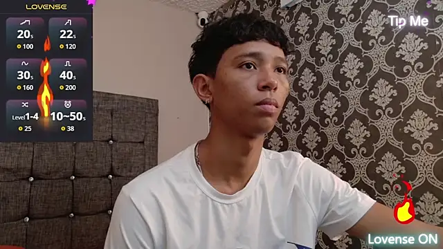 Little Twink19x online show from 05/24/26, 07:30