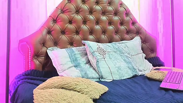 thiago cruz0 online show from 02/23/26, 12:46