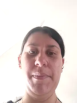 LunaDamasco online show from 04/01/26, 06:05