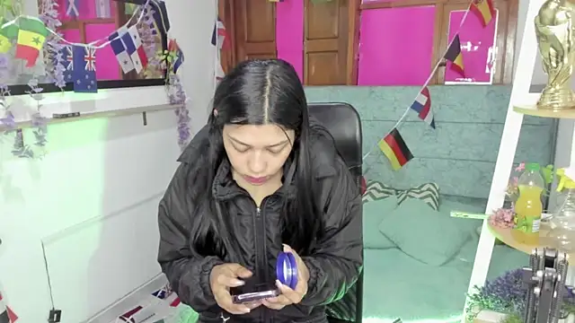 Aysha winxs online show from 06/19/26, 03:22