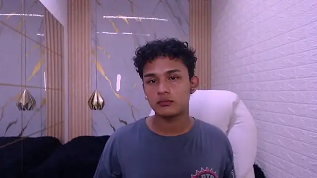 Snapshot of velvet_o chatting on 02/24/26, 03:26 velvet o online show from 02/24/26, 03:26