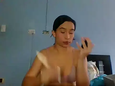 scarlettscottx  online show from 04/21/26, 02:56