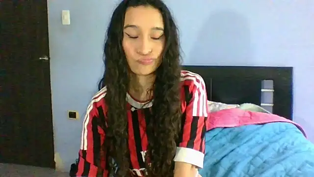 scarlettscottx  online show from 05/31/26, 06:09