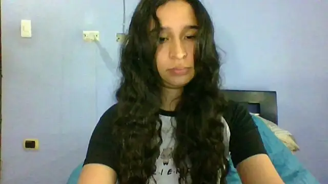 scarlettscottx  online show from 06/02/26, 01:29