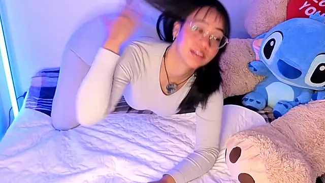 AriaKyle online show from 04/14/26, 02:39