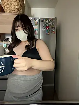 kitty 1019a online show from 03/12/26, 05:46