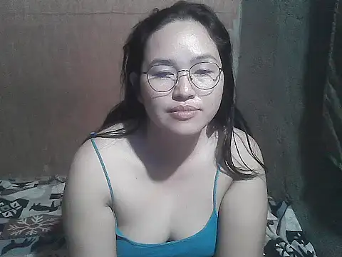 wildchinita00 online show from 03/18/26, 10:46