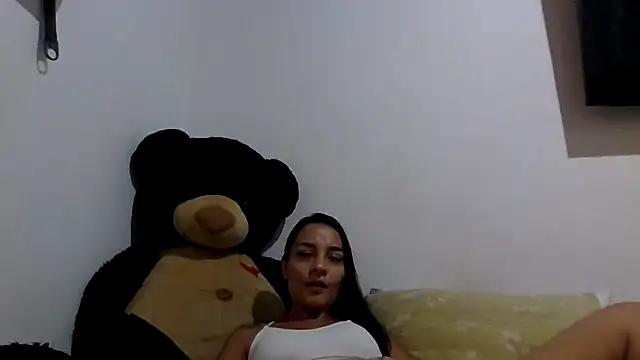Snapshot of yesica2507 chatting on 06/22/26, 07:22 yesica2507 online show from 06/22/26, 07:22