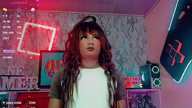 Snapshot of Mayka_Hot chatting on 02/19/26, 11:28 Mayka Hot online show from 02/19/26, 11:28