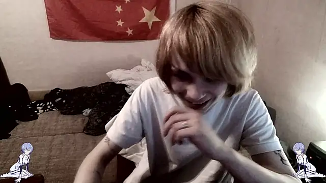 vika stripc online show from 04/17/26, 01:58