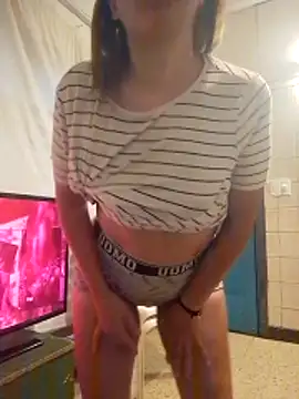 CamiliLuna online show from 04/02/26, 09:56