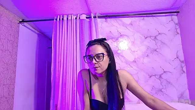 QueenSallyDesire online show from 03/09/26, 01:42