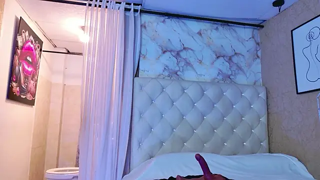 QueenSallyDesire online show from 05/11/26, 02:06