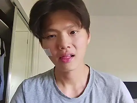 sweetiepuppy421 online show from 04/09/26, 01:27