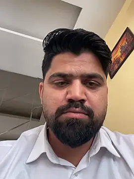 Snapshot of king181869 chatting on 04/12/26, 09:25 king181869 online show from 04/12/26, 09:25