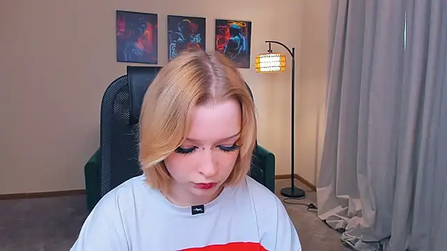 PortiaJefford online show from 02/23/26, 12:24