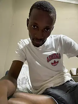 Snapshot of longevity5 chatting on 02/20/26, 04:29 longevity5 online show from 02/20/26, 04:29