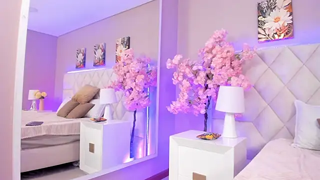 Bianca Monroe  online show from 04/07/26, 08:09