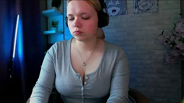 Snapshot of Karengilgun chatting on 02/26/26, 03:22 Karengilgun online show from 02/26/26, 03:22