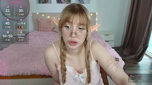 linaloon online show from 03/18/26, 05:10