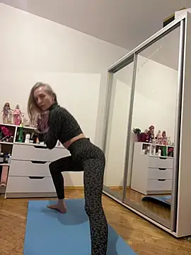 Snapshot of Faiiry_ chatting on 02/24/26, 03:59 Faiiry online show from 02/24/26, 03:59