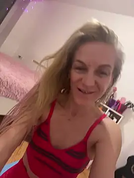 Snapshot of Faiiry_ chatting on 03/01/26, 02:35 Faiiry online show from 03/01/26, 02:35