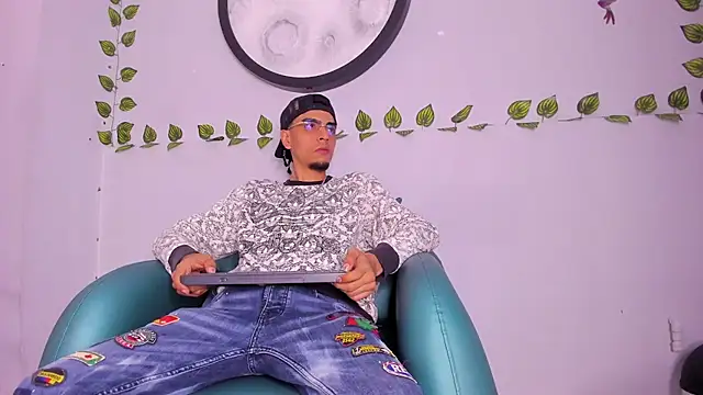 Endrick-23 online show from 03/12/26, 03:45