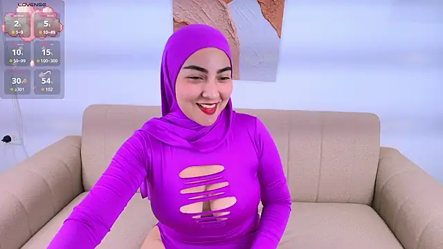 Malika Noor online show from 03/15/26, 11:44