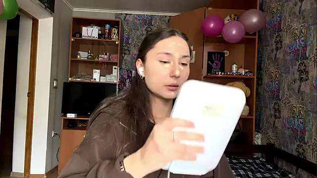 poly princess online show from 02/26/26, 10:14