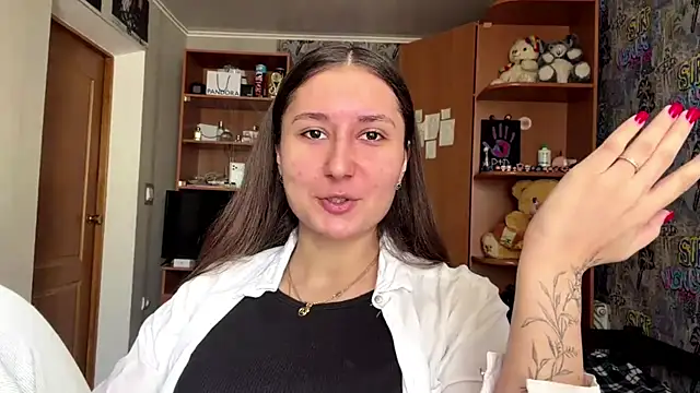 poly princess online show from 04/12/26, 08:30