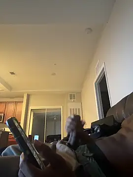 kiddzz online show from 12/19/25, 01:45