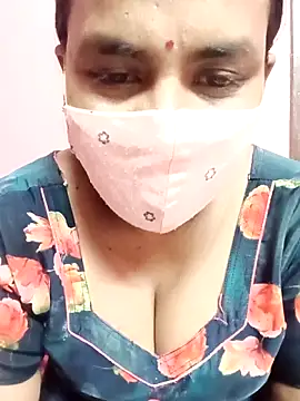 Snapshot of keerthy_telugu chatting on 06/12/26, 05:01 keerthy telugu online show from 06/12/26, 05:01