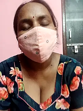 Snapshot of keerthy_telugu chatting on 07/19/26, 05:38 keerthy telugu online show from 07/19/26, 05:38