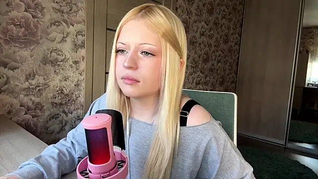 JeneeBIanks online show from 03/22/26, 12:08