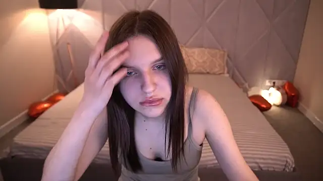 Snapshot of SecretKiraa chatting on 03/27/26, 09:10 SecretKiraa online show from 03/27/26, 09:10