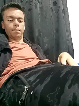 Snapshot of Damiianm chatting on 02/25/26, 01:04 Damiianm online show from 02/25/26, 01:04